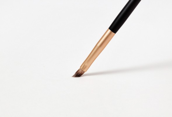 PuroBio Кисть для помады и карандаша для губ 06