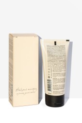 JURASSIC SPA Натуральный тональный крем для жирной кожи светло-бежевый, 50 мл