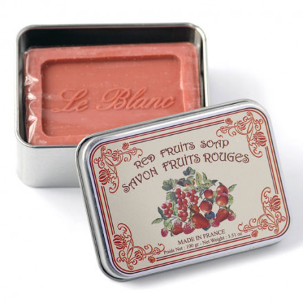 Натуральное ароматическое мыло &quot;Красные ягоды&quot; в жестяной коробочке, 100гр. (Le Blanc)