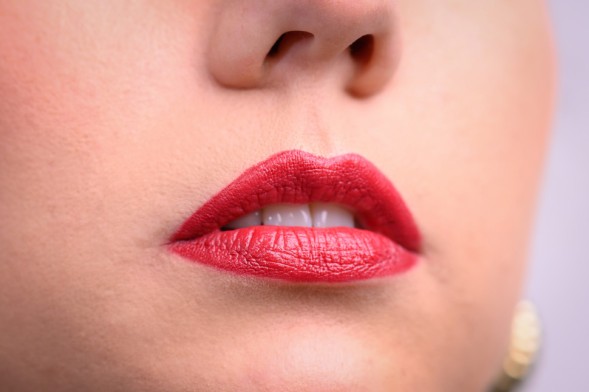 PuroBio Помада для губ 103 красная клубника, 4,4 гр